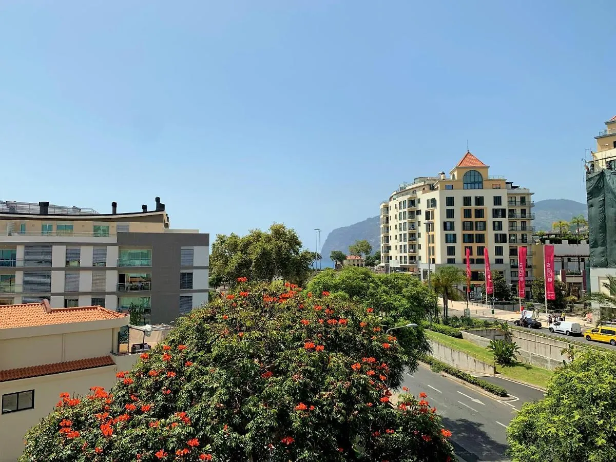 Charming Apartment With Pool Funchal  Funchal (Madeira)